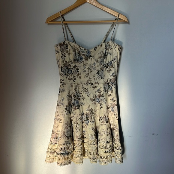 V. Chapman floral dress - Picture 2 of 5